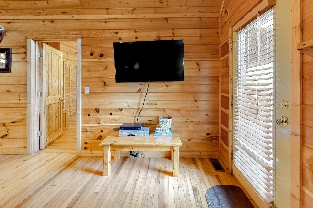 Hills Hideaway Vila Sevierville Exterior foto