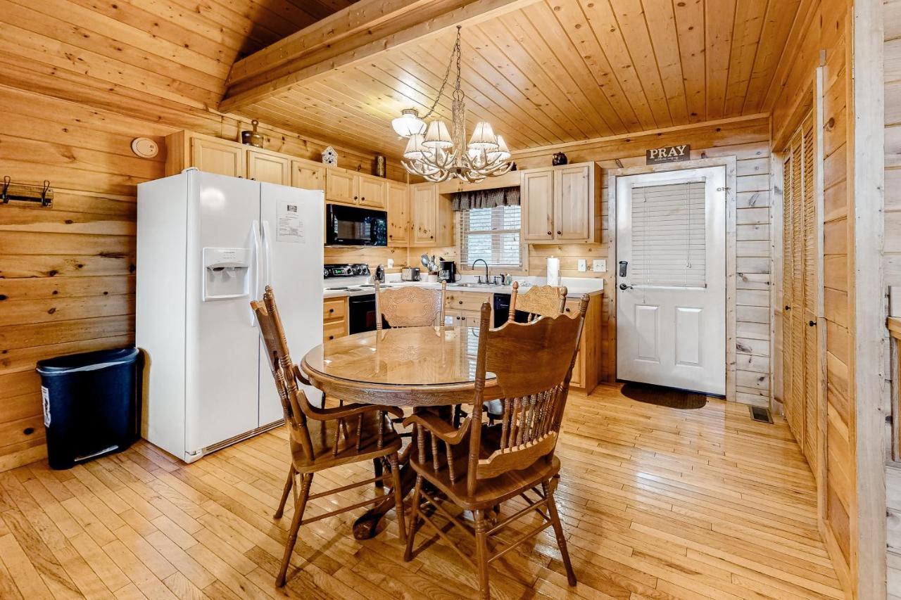 Hills Hideaway Vila Sevierville Exterior foto